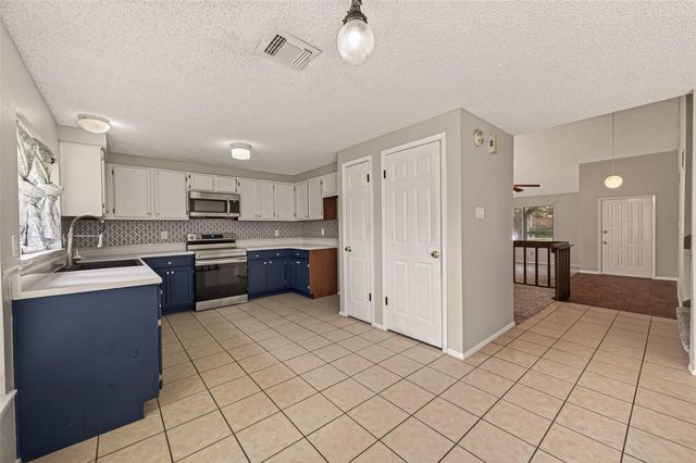 1818 Foxlake Drive, Houston, TX 77084