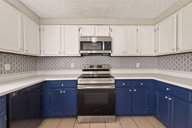 1818 Foxlake Drive, Houston, TX 77084