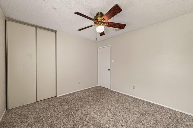 1818 Foxlake Drive, Houston, TX 77084