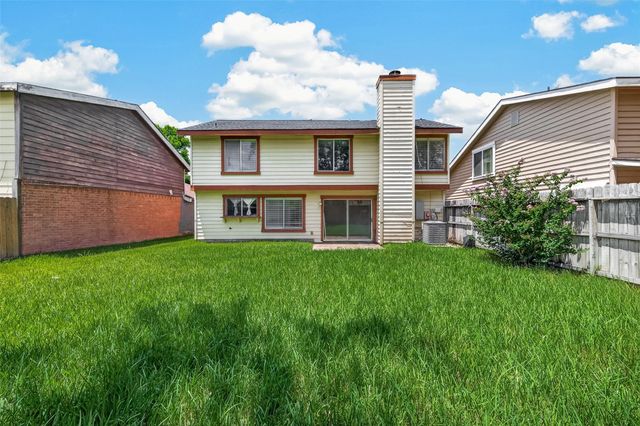 1818 Foxlake Drive, Houston, TX 77084