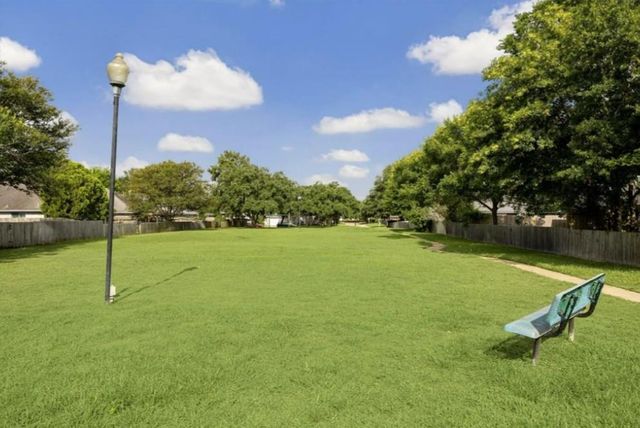 1818 Foxlake Drive, Houston, TX 77084