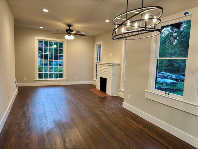 1810 Ramsey Avenue, Dallas, TX 75216