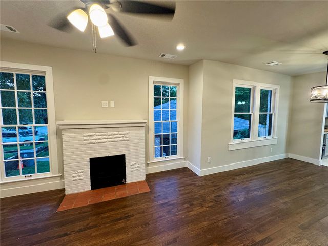 1810 Ramsey Avenue, Dallas, TX 75216