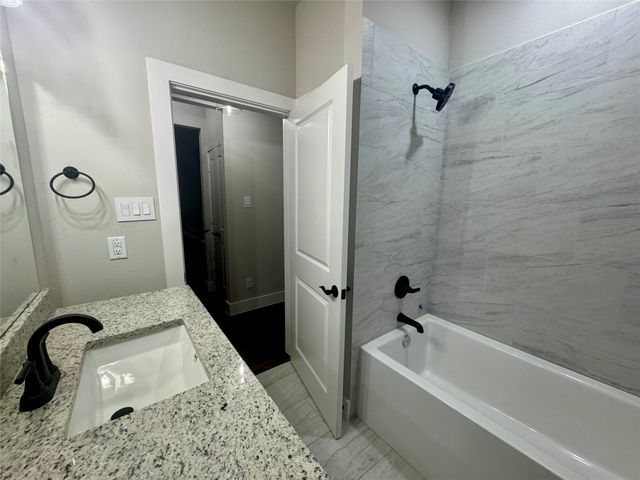 1810 Ramsey Avenue, Dallas, TX 75216