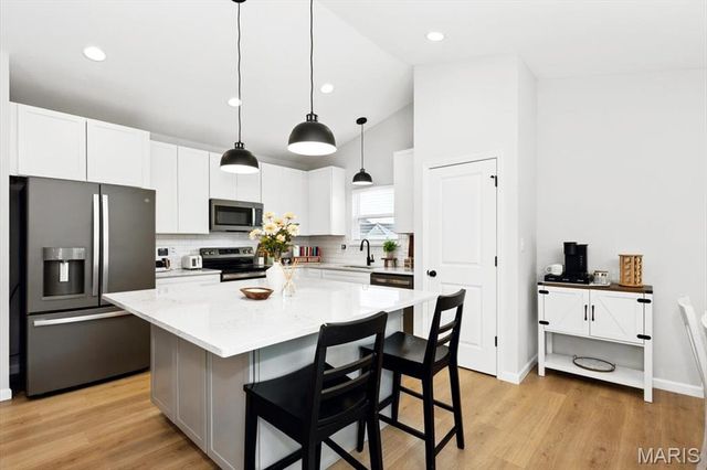 1752 Martingale Lane, Eureka, MO 63025