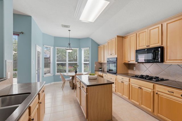 12007 Mariposa Canyon Drive, Tomball, TX 77377