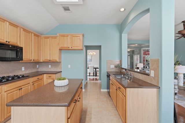 12007 Mariposa Canyon Drive, Tomball, TX 77377