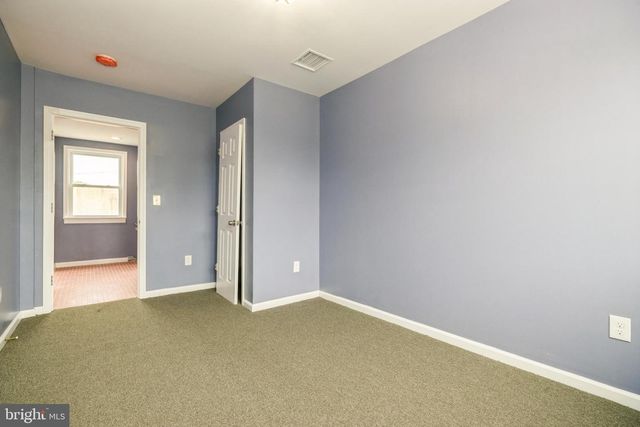 250 WARREN ST, Beverly, NJ 08010