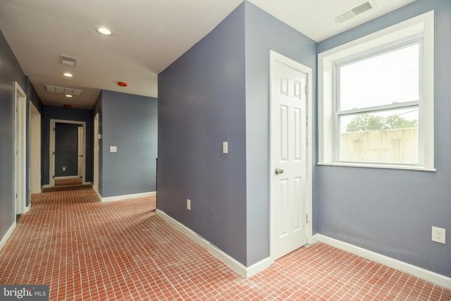 250 WARREN ST, Beverly, NJ 08010