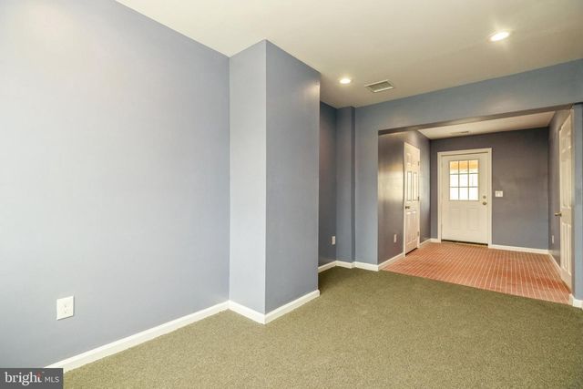 250 WARREN ST, Beverly, NJ 08010