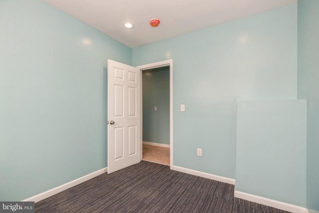 250 WARREN ST, Beverly, NJ 08010