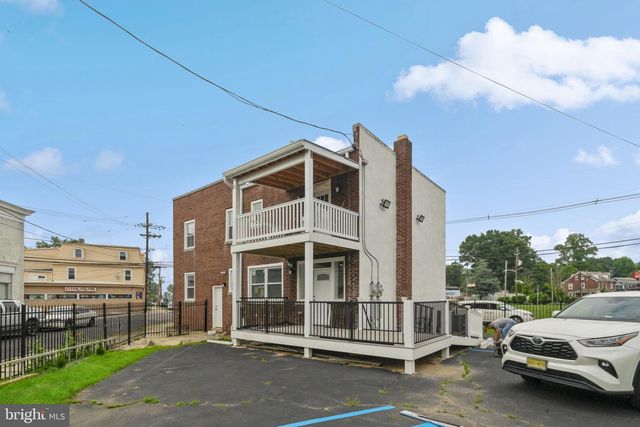 250 WARREN ST, Beverly, NJ 08010