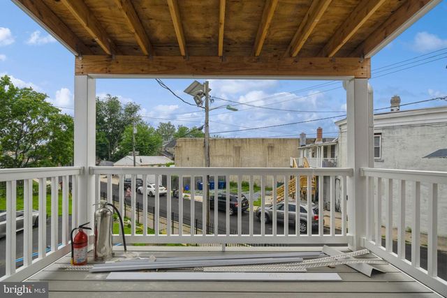 250 WARREN ST, Beverly, NJ 08010