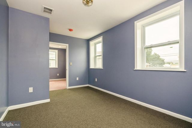 250 WARREN ST, Beverly, NJ 08010