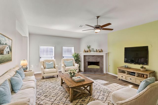 20232 Torrey Pines, Cleveland, TX 77327