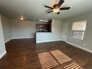 8125 Tanner Avenue, Fort Worth, TX 76116
