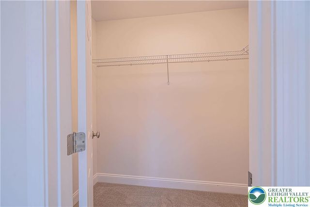 260 Keswick Drive, Tobyhanna Twp, PA 18610