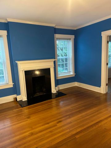 1127 Richmond Road 1, Lexington, KY 40502