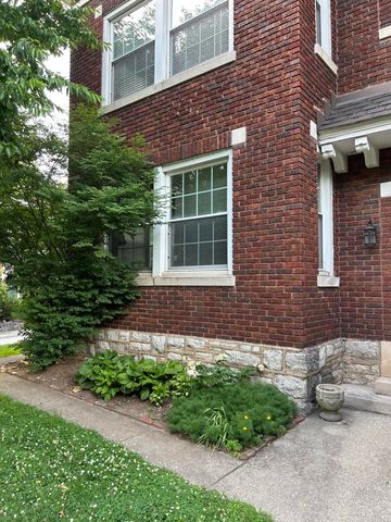 1127 Richmond Road 1, Lexington, KY 40502