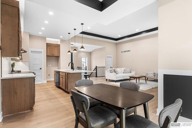 815 S Lakeview Way, Ashland, NE 68003