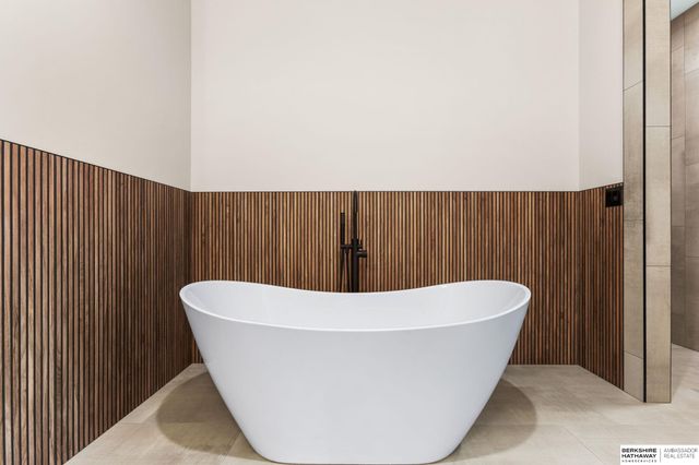 815 S Lakeview Way, Ashland, NE 68003