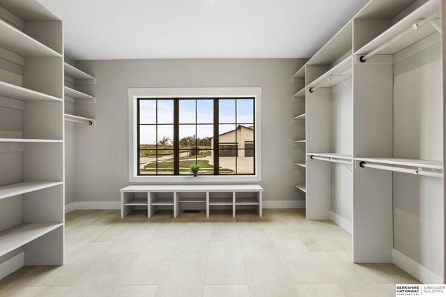 815 S Lakeview Way, Ashland, NE 68003