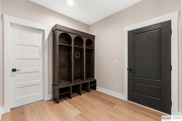 815 S Lakeview Way, Ashland, NE 68003