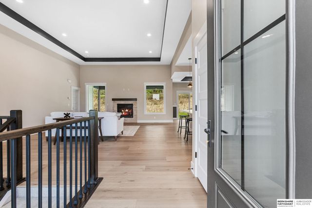 815 S Lakeview Way, Ashland, NE 68003