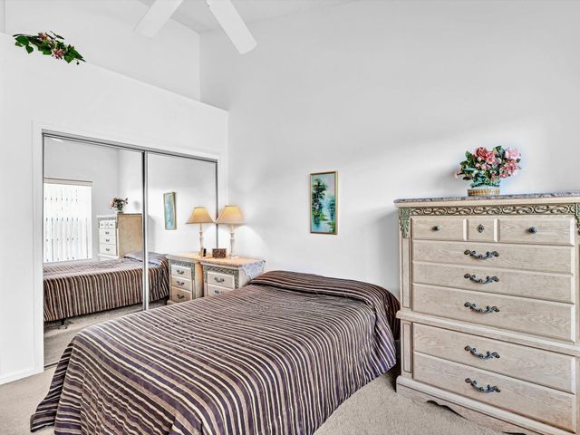 8049 Aberdeen Drive 201, Boynton Beach, FL 33472