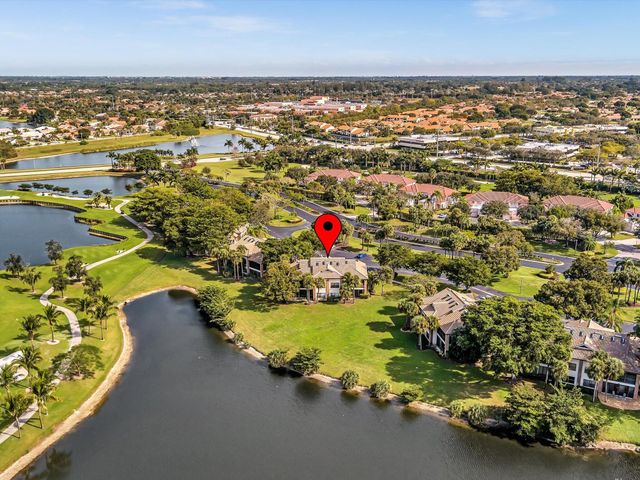 8049 Aberdeen Drive 201, Boynton Beach, FL 33472