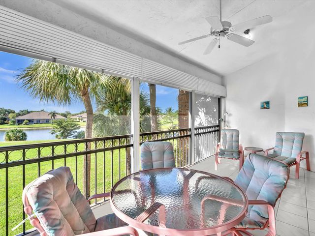 8049 Aberdeen Drive 201, Boynton Beach, FL 33472
