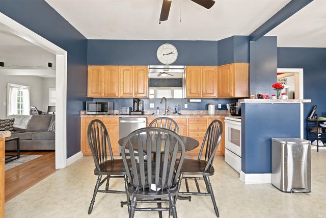 1320 N Main Street, Evansville, IN 47711