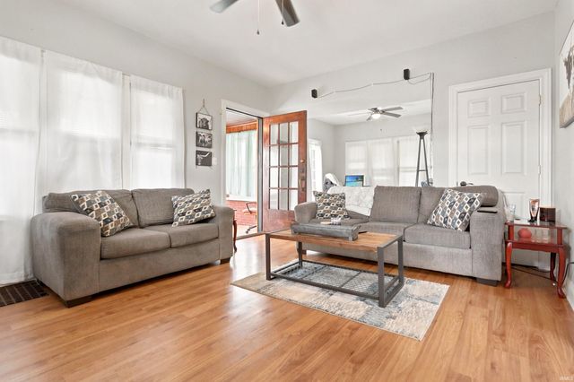 1320 N Main Street, Evansville, IN 47711