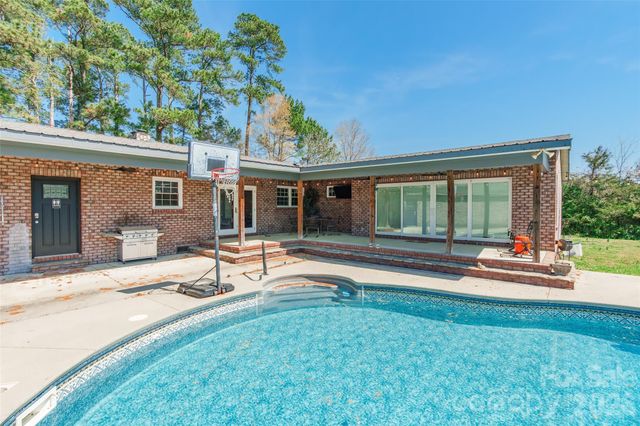 2248 Willie Usher Road, Lancaster, SC 29720