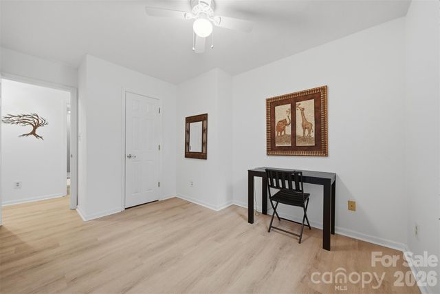 2336 21st Avenue NE, Hickory, NC 28601