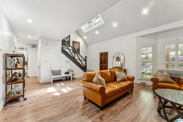 109 HERITAGE LANE, Springville, AL 35146