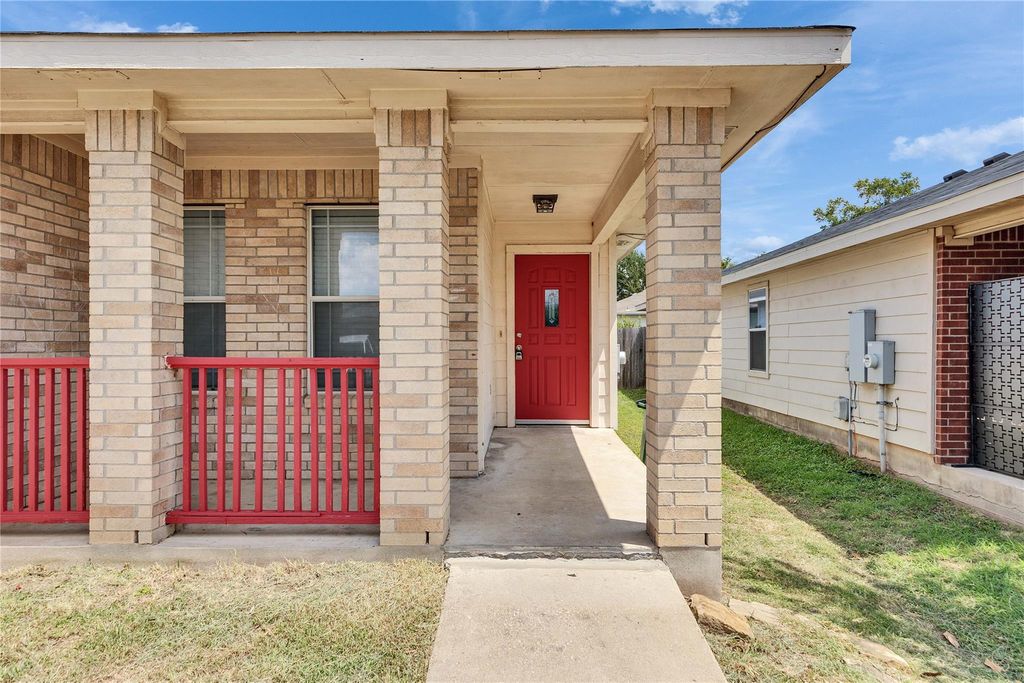12420 Sky Harbor DR, Del Valle, TX 78617