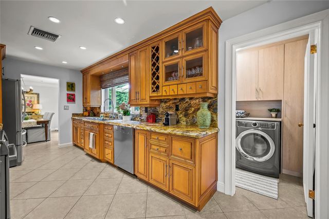 1900 NE 57th Street, Fort Lauderdale, FL 33308