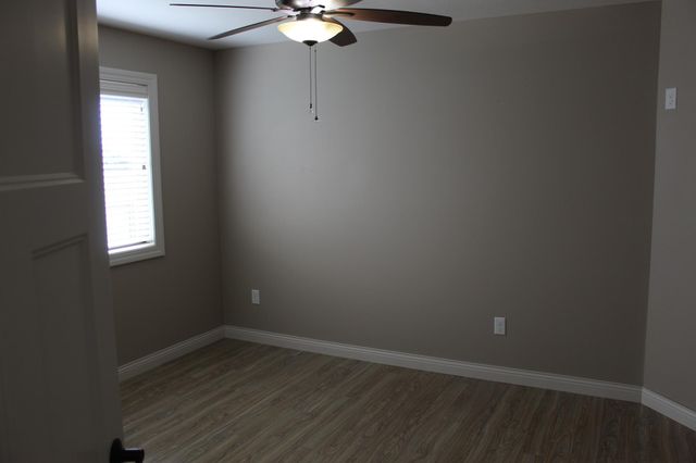 729 48th Avenue W, West Fargo, ND 58078