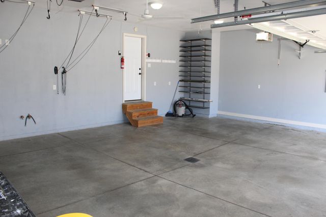 729 48th Avenue W, West Fargo, ND 58078