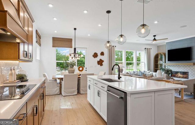 7236 Maple Brook Lane, Flowery Branch, GA 30542