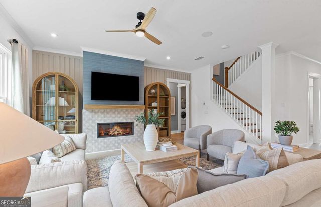 7236 Maple Brook Lane, Flowery Branch, GA 30542