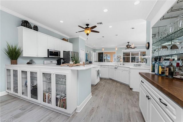 3464 Sunset Key CIR # 103, Punta Gorda, FL 33955