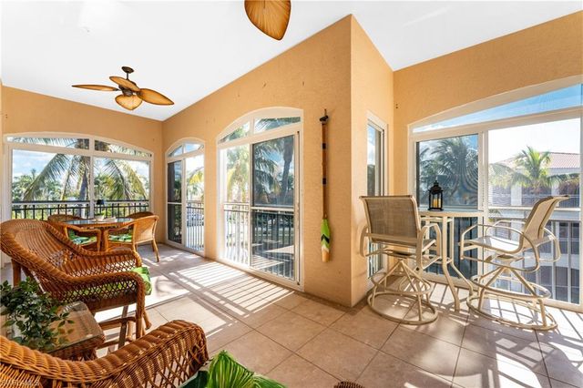3464 Sunset Key CIR # 103, Punta Gorda, FL 33955