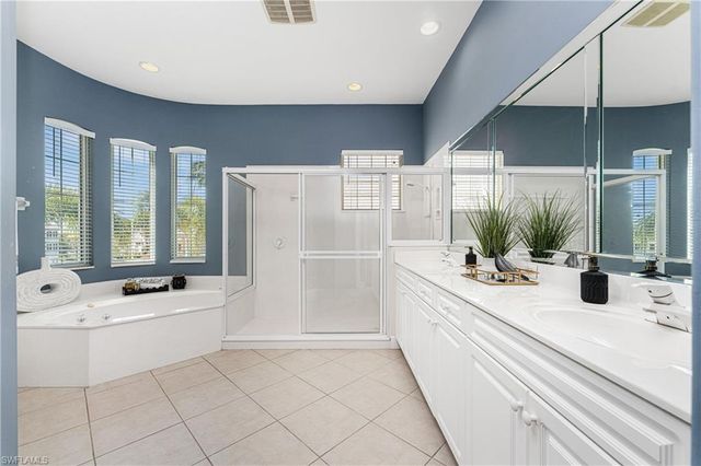 3464 Sunset Key CIR # 103, Punta Gorda, FL 33955