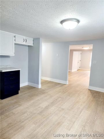 213 Starlight Drive, Clarksville, IN 47129