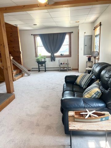 10 Brissette Avenue, Salisbury, MA 01952