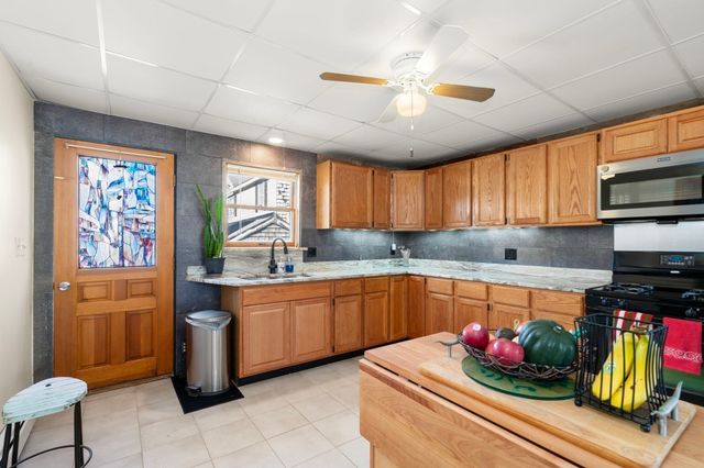 10 Brissette Avenue, Salisbury, MA 01952