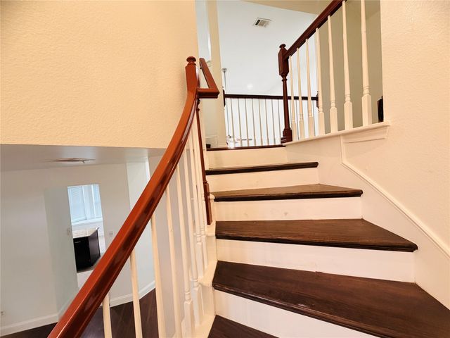 434 Moonlight Way, Irving, TX 75063