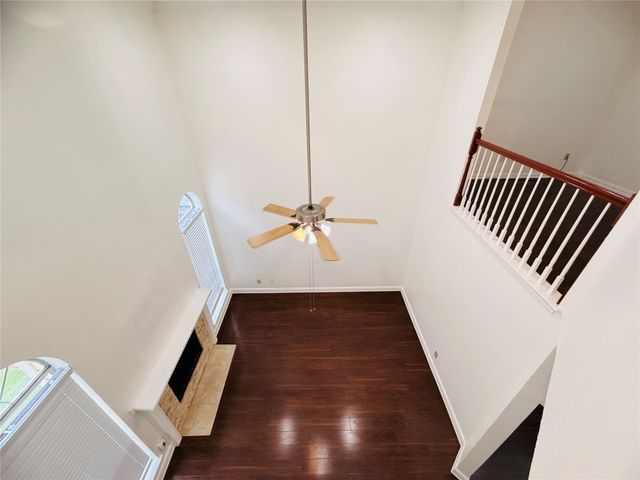 434 Moonlight Way, Irving, TX 75063